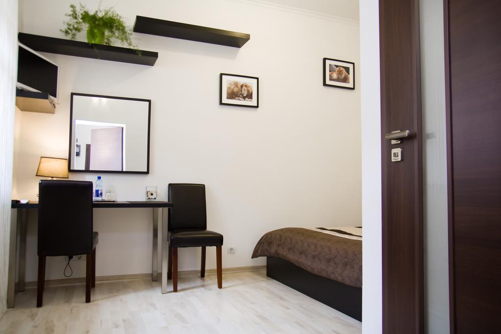 Leo Apartment Bratislava Eksteriør bilde