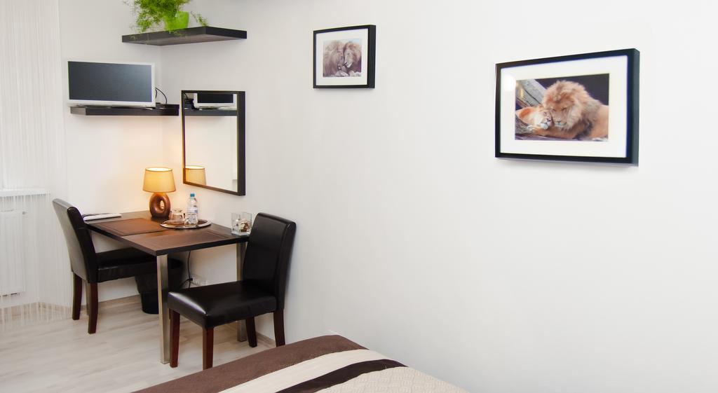 Leo Apartment Bratislava Eksteriør bilde